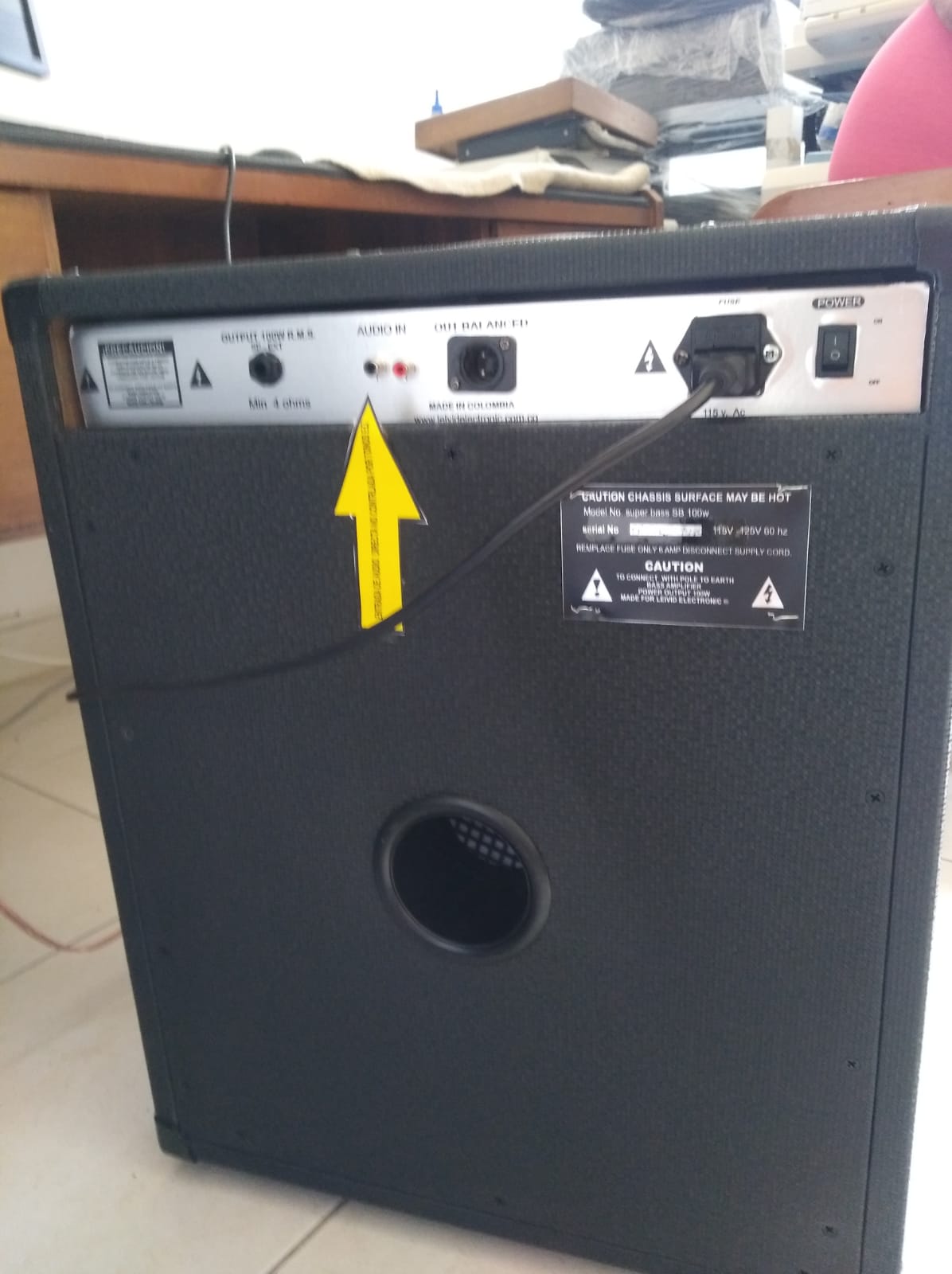 AMPLIFICADOR DE BAJO SUPER BASS SB-100W  LEIVID